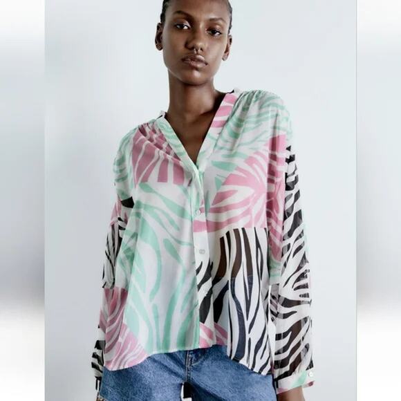NWT ZARA ANIMAL PRINT SEMI-SHEER BLOUSE MULTICOLORED - Picture 1 of 5